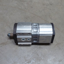 Load image into Gallery viewer, Hydraulic pump 5455-6470 Etc (Genuine)