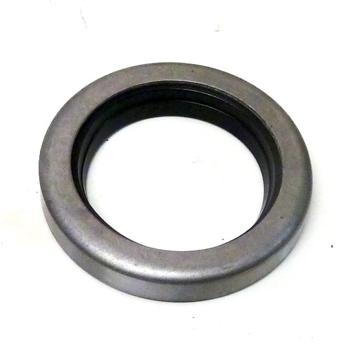 Gearbox input shaft seal T20