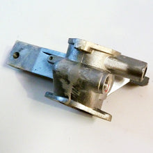 Load image into Gallery viewer, Thermostat housing Tvo