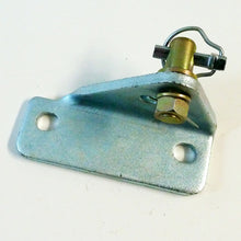 Load image into Gallery viewer, Stabilizer bracket 35-135 etc (left)