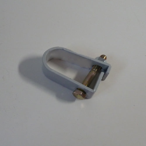 35-135 Tool box bracket (front)