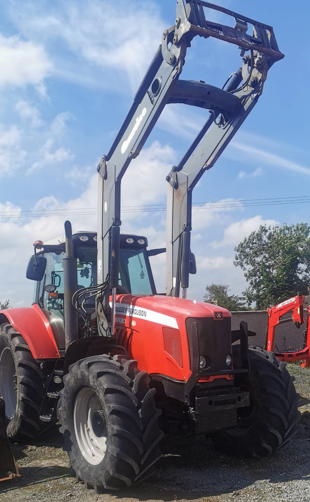 2006 MF 6490 C/W Q75 Loader