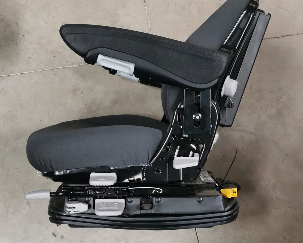 Grammer air seat (Genuine)