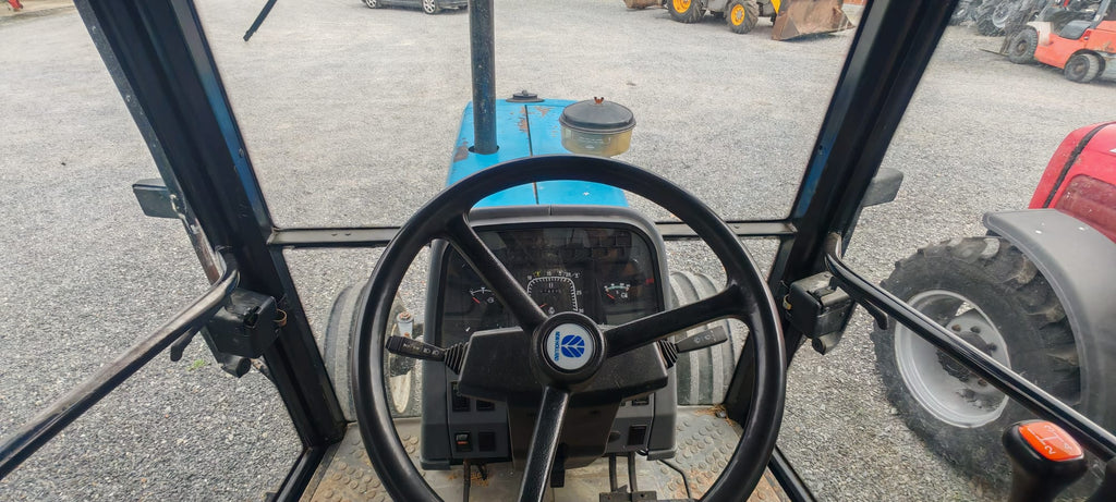1997 New Holland 7740 2wd