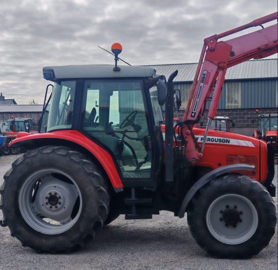 2006 MF 5455 c/w 894 Loader