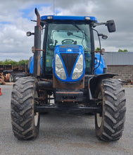 Load image into Gallery viewer, 2010, New Holland T6090