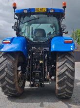 Load image into Gallery viewer, 2010, New Holland T6090