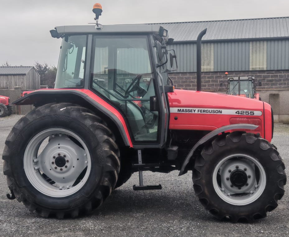 1997 MF 4255 18 speedshift