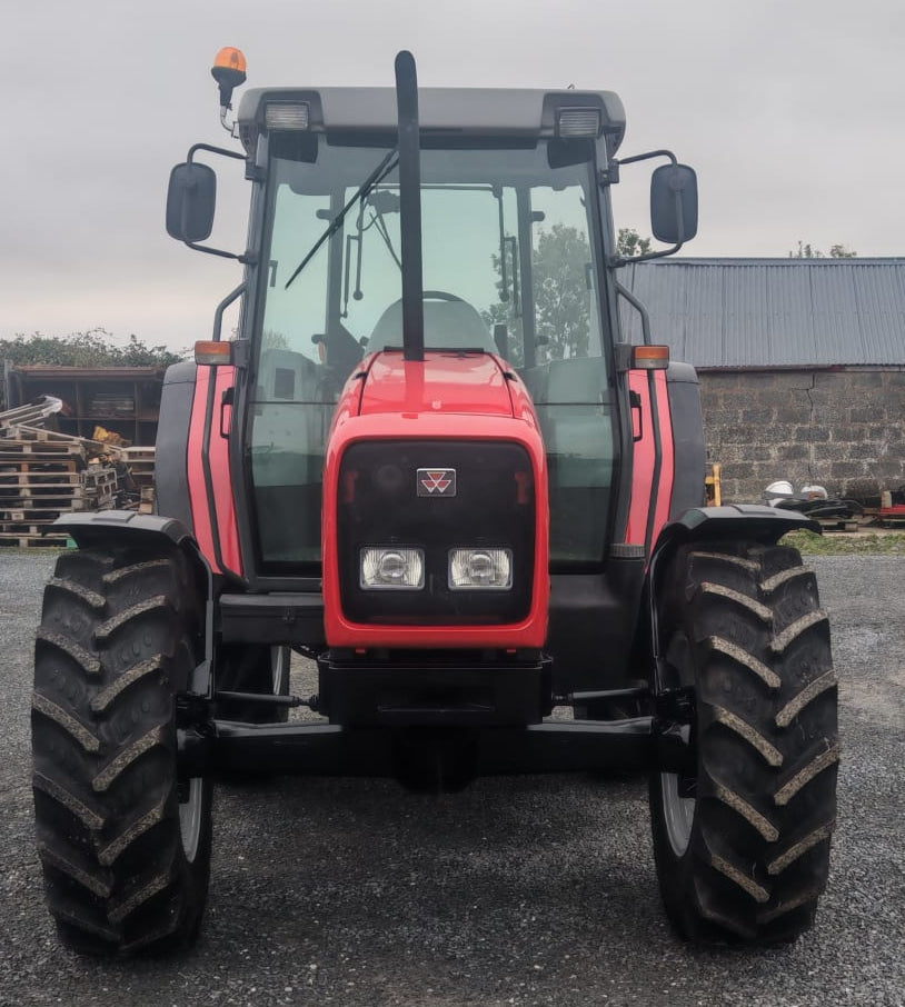 1997 MF 4255 18 speedshift