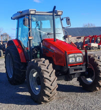 Load image into Gallery viewer, 2000 MF 4255 power shuttle Hi VIz